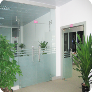 Cửa Kính Cường Lực - 004