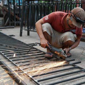 Sửa Cửa Sắt Cổng Sắt Tại Nhà - MS: 003